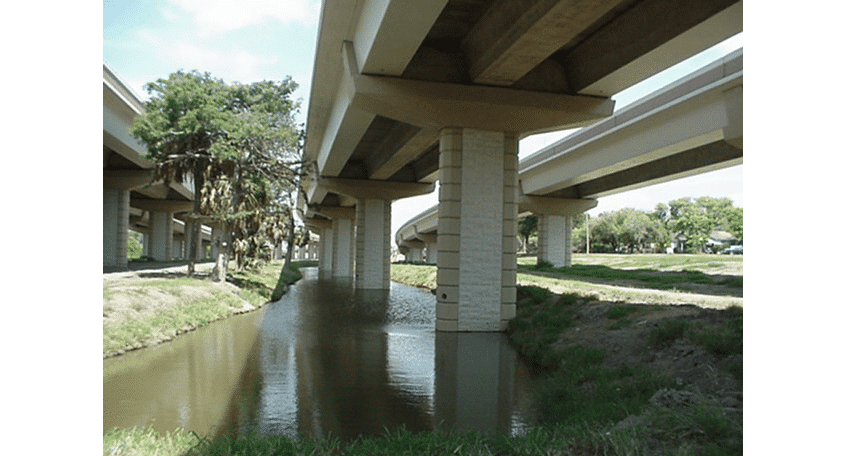 Los Tomates / Matamores III International Crossing